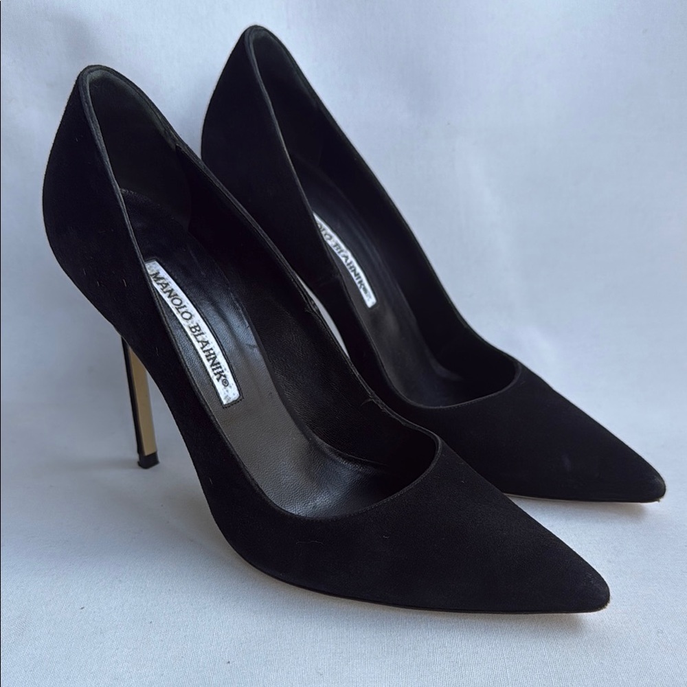 Manolo Blahnik Black Pumps